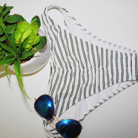 Striped bathing suit bottoms - Picture 5 of 5